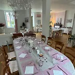 Chateau Segot Bed & Breakfast Neuilly-le-Réal