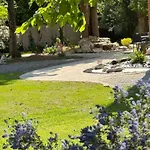 Chateau Segot 3*