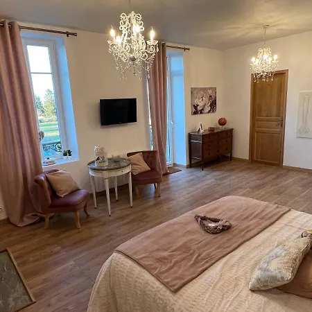 Bed & Breakfast Chateau Segot