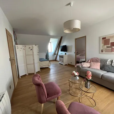 Chateau Segot Bed & Breakfast 3*