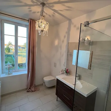 Chateau Segot Bed & Breakfast