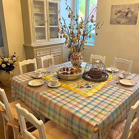 Chateau Segot Bed & Breakfast
