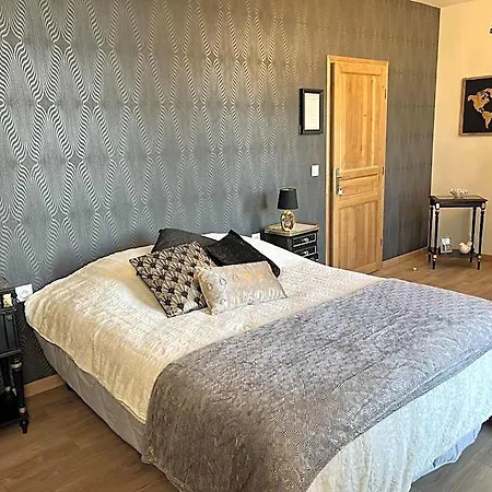 Chateau Segot Bed & Breakfast Neuilly-le-Réal