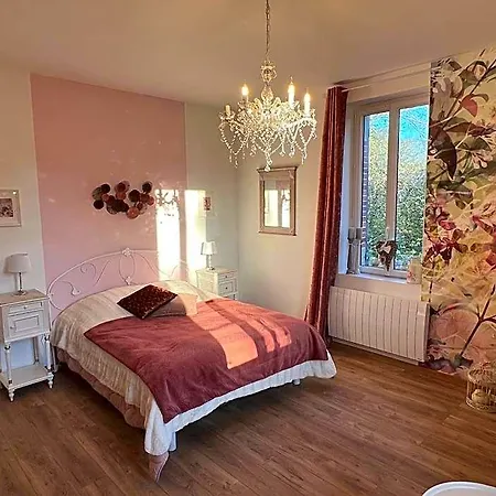 Frühstückspension Chateau Segot 3*