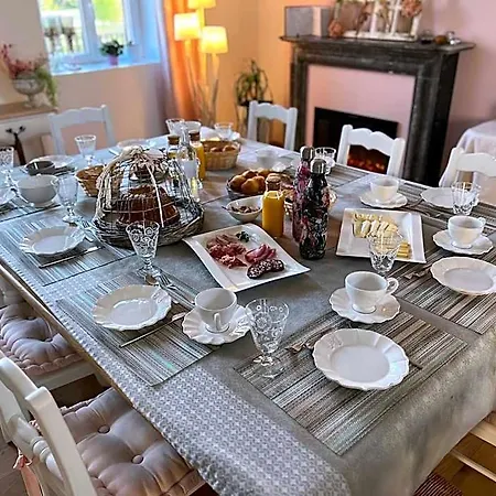 Bed & Breakfast Chateau Segot Neuilly-le-Réal