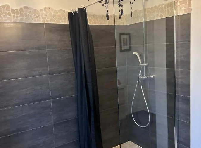 Château Ségot Neuilly-le-Réal